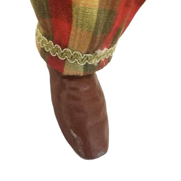 Vintage Big Traditional Caroler Rare Figure Decorative 29 in‎ Long - Picture 10 of 11